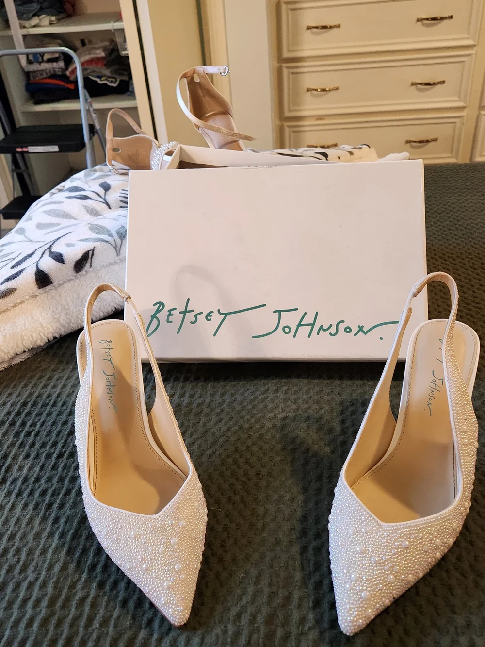 Betsey Johnson elegant pearl